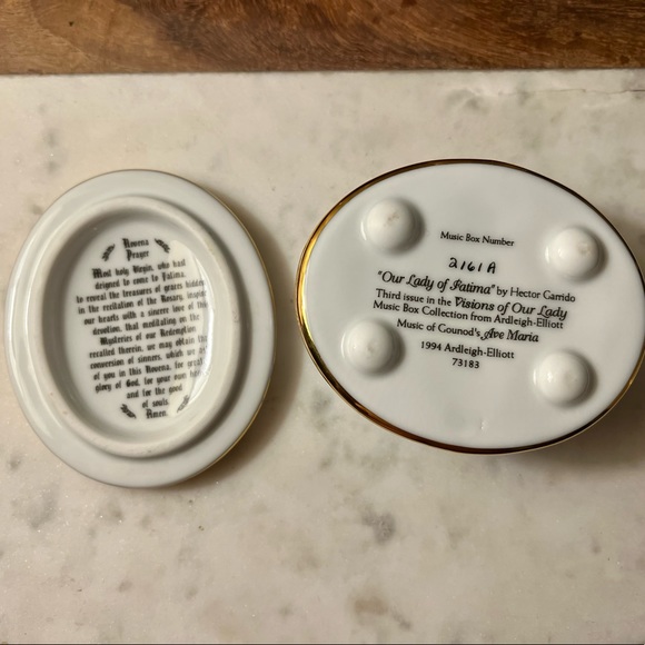 Music Box - Picture 4 of 5